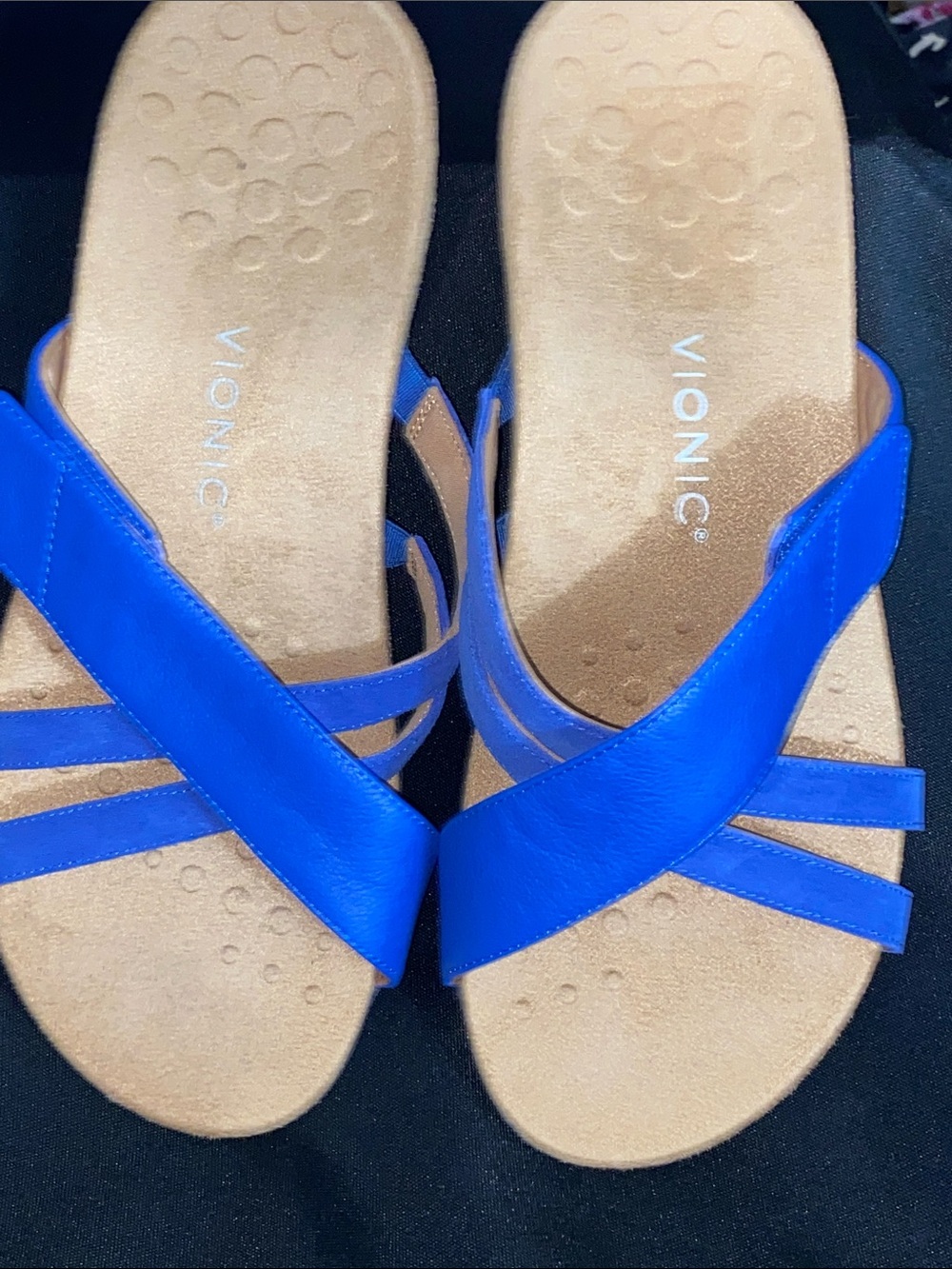 Vionic Zaire Women's size12 Wide Cobalt Blue Leather Strappy Slide Sandals Clean